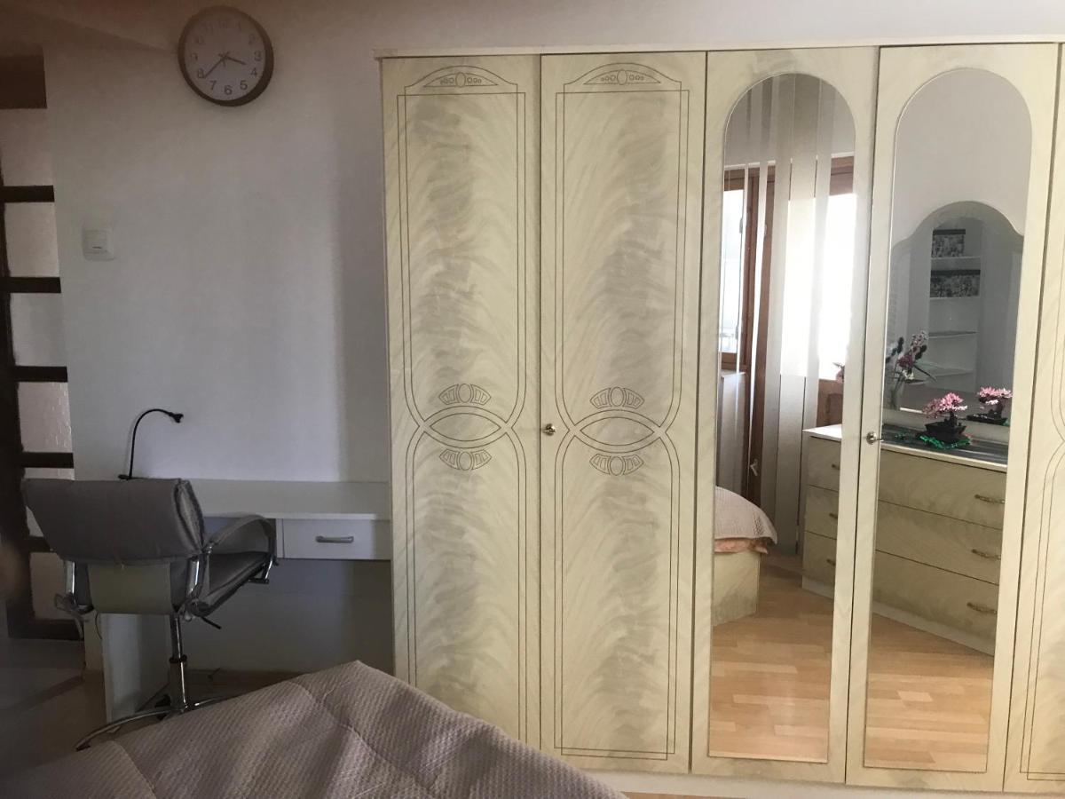 Danielle Apartament Iasi Esterno foto