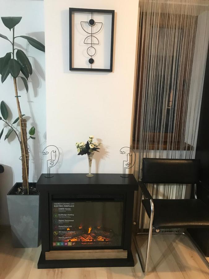 Danielle Apartament Iasi Esterno foto